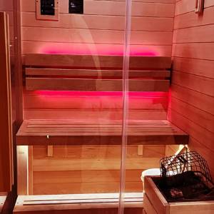 Outdoor Vista Sauna + Harvia Heater