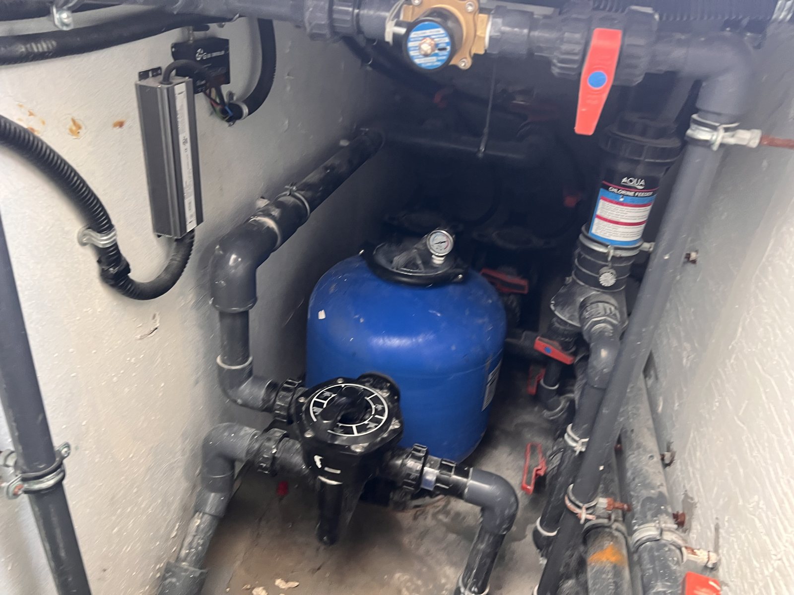 plumbing-inspection-filtration-loop-dubai