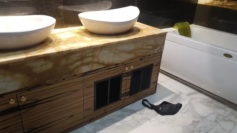 Indoor vs Outdoor Ice Bath in Dubai: Buyer Guide